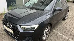 Grau Gebraucht 2021 Audi A1 Sportback Advanced Kleinwagen | 19.999 € (Guter Preis)