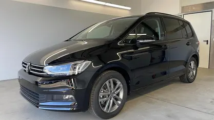 Gebraucht VW Touran Comfortline 150 PS (110 kW) 2026 Van / Kleinbus