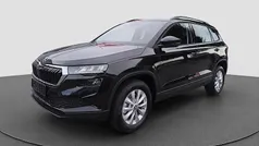 Schwarzmagic Neu 2025 Skoda Karoq Selection SUV | 35.540 € (Fairer Preis)