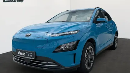 Gebraucht Hyundai Kona Select 100 kW (136 PS) 2023 Dive jeju SUV