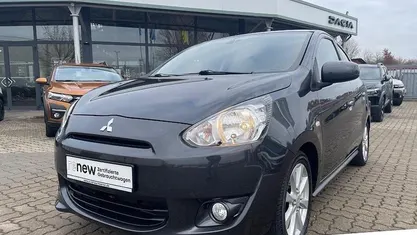 Titangrau (grau) Gebraucht 2015 Mitsubishi Space Star Classic Collection Plus Kleinwagen | 6.950 € (Fairer Preis)