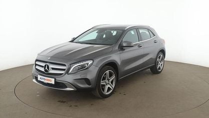 Usata Mercedes GLA200 Urban 156 CV (114 kW) 2016 Grigio SUV