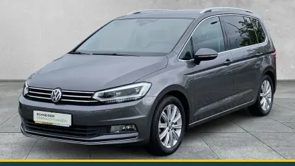 Używany VW Touran Highline 150 KM (110 kW) 2016 Szary Minivan