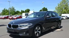 Grau Gebraucht 2020 BMW 520 Performance Kombi | 28.990 € (Guter Preis)