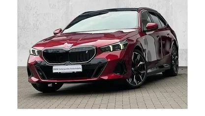 Gebraucht BMW i5 M Sport 250 kW (340 PS) 2025 Kombi