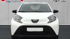 Weiß Gebraucht 2024 Toyota Aygo Business Edition Kleinwagen | 14.990 € (Guter Preis)