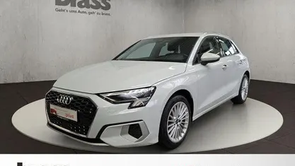 Gebraucht Audi A3 Advanced Plus 116 PS (85 kW) 2024 Gletscherweiß metallic Limousine