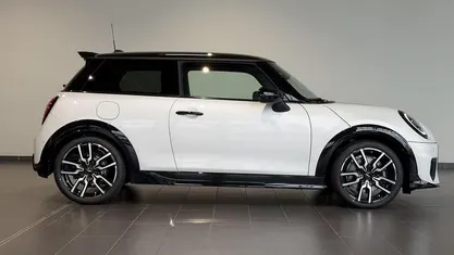 Weiß Gebraucht 2025 Mini John Cooper Works Kleinwagen | 34.990 € (Fairer Preis)
