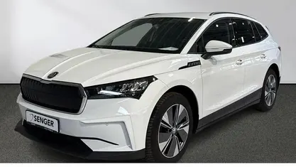 Weiß Gebraucht 2023 Skoda Enyaq iV Loft SUV | 26.480 € (Superpreis)