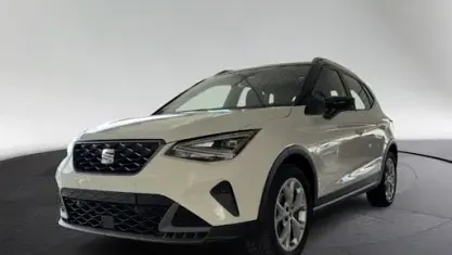 Gebraucht Seat Arona FR 110 PS (80 kW) 2023 Weiss SUV