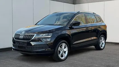 Schwarzmagic perleffekt Gebraucht 2020 Skoda Karoq Style SUV | 21.800 € (Guter Preis)