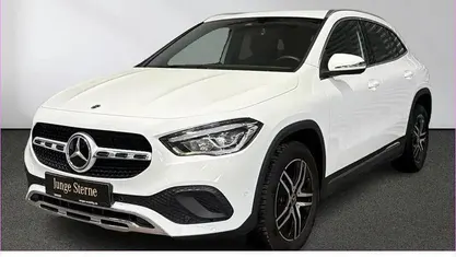 Gebraucht Mercedes GLA180 Progressive 136 PS (100 kW) 2023 SUV