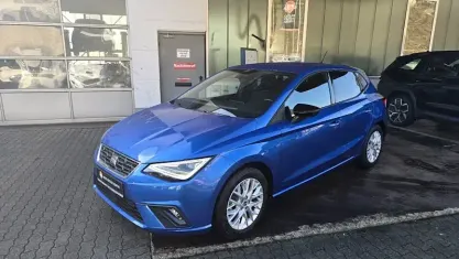 Occasion Seat Ibiza FR 116 PK (85 kW) 2025 Blauw Hatchback