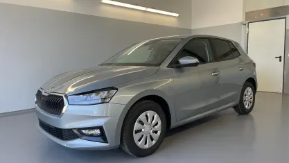 Neu Skoda Fabia Selection 95 PS (69 kW) 2026 [b3b3] smokey diamondsilber metallic Kleinwagen