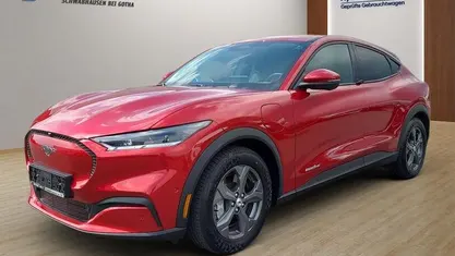 Gebraucht Ford Mustang Mach-E Standard Range 197 kW (269 PS) 2021 Rot SUV