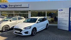 Frostweiss weiß Gebraucht 2022 Ford Focus ST-Line Kombi | 18.480 € (Fairer Preis)