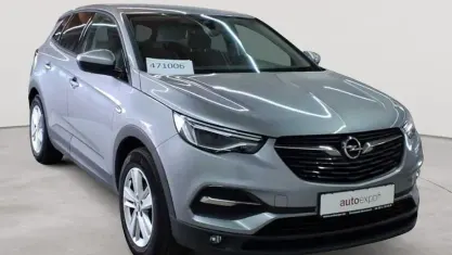 Gebraucht Opel Grandland X Edition 131 PS (96 kW) 2020 Quarz silber metallic SUV