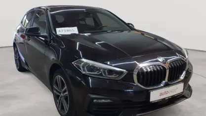 Gebraucht BMW 120 Advantage 190 PS (139 kW) 2023 Saphirschwarz metallic Limousine