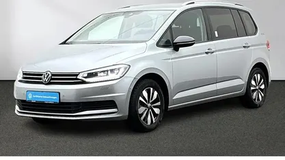 Gebraucht VW Touran Comfortline 150 PS (110 kW) 2025 Oyster silver metallic Van / Kleinbus