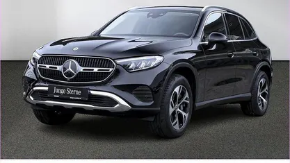 Gebraucht 2024 Mercedes GLC300e Avantgarde SUV | 59.490 € (Fairer Preis)