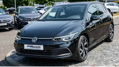 Gebraucht VW Golf VIII Style 131 PS (96 kW) 2024 Schwarz Limousine