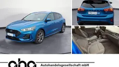 Blau Gebraucht 2022 Ford Focus ST-Line X Limousine | 22.930 € (Fairer Preis)