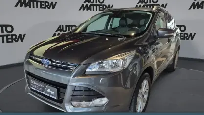 Gebraucht Ford Kuga Titanium 150 PS (110 kW) 2016 Grau SUV