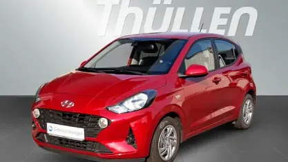 Gebraucht Hyundai i10 Select 67 PS (49 kW) 2022 Rot Kleinwagen