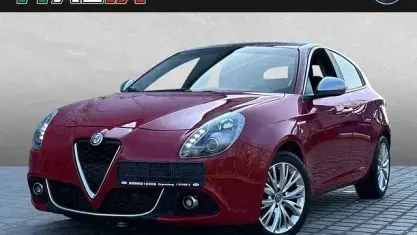Second-hand Alfa Romeo Giulietta Lusso 170 CP (125 kW) 2020 Roșu Hatchback