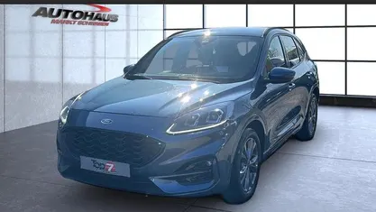 Blau Gebraucht 2023 Ford Kuga ST-Line SUV | 26.990 € (Fairer Preis)