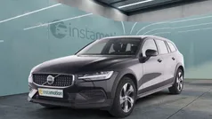 Schwarz Gebraucht 2023 Volvo V60 CC Plus Kombi | 40.440 € (Fairer Preis)
