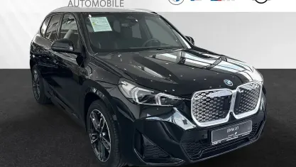 Neu BMW iX1 M Sport 230 kW (313 PS) 2026 Black sapphire metallic SUV