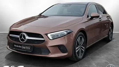 Roségold Gebraucht 2022 Mercedes A180 Progressive Limousine | 28.490 € (Fairer Preis)