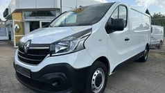 Weiß Gebraucht 2021 Renault Trafic Komfort Van | 20.992 € (Fairer Preis)