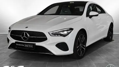 Gebraucht Mercedes CLA180 116 PS (85 kW) 2025 Unilack polarweiß Limousine