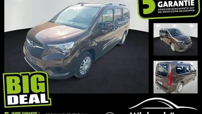 Haselnuss braun Gebraucht 2020 Opel Combo Life Edition Van / Kleinbus | 17.990 € (Fairer Preis)