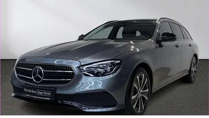 Gebraucht Mercedes E300 194 PS (142 kW) 2022 Limousine