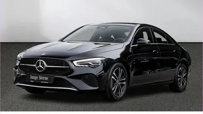 Unilack nachtschwarz Gebraucht 2024 Mercedes CLA180 Limousine | 29.480 € (Guter Preis)