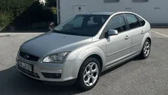 Silber Gebraucht 2007 Ford Focus Style Limousine | 2.500 € (Fairer Preis)