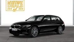 Schwarz Gebraucht 2020 BMW 330e Advantage Kombi | 25.890 € (Fairer Preis)