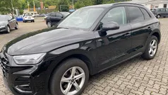 Mythosschwarz metallic Gebraucht 2022 Audi Q5 Basis SUV | 39.900 € (Fairer Preis)