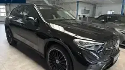 Gebraucht Mercedes GLC300 AMG 258 PS (189 kW) 2025 Schwarz SUV