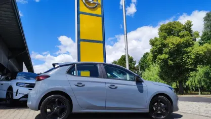 Gebraucht Opel Corsa 75 PS (55 kW) 2024 Grau Kleinwagen