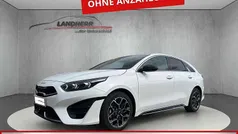 Deluxe white Neu 2025 Kia ProCeed GT-Line Kleinwagen | 26.315 € (Fairer Preis)