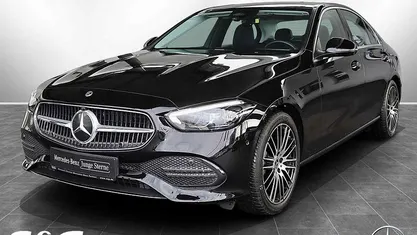 Metalliclack obsidianschwarz Gebraucht 2024 Mercedes C180 Avantgarde Limousine | 35.280 € (Fairer Preis)