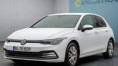 Weiß Gebraucht 2023 VW Golf VIII Kleinwagen | 26.499 € (Fairer Preis)
