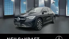 Metalliclack kosmosschwarz Gebraucht 2022 Mercedes GLA250 Progressive SUV | 32.870 € (Fairer Preis)