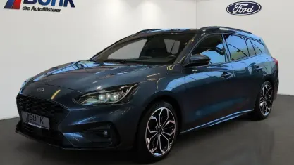 Gebraucht Ford Focus ST-Line X 150 PS (110 kW) 2022 Chromablau met Limousine