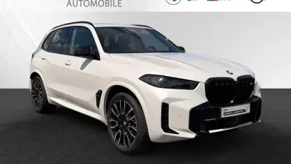 Gebraucht BMW X5 M Sport 530 PS (389 kW) 2025 Mineralweiss metallic SUV