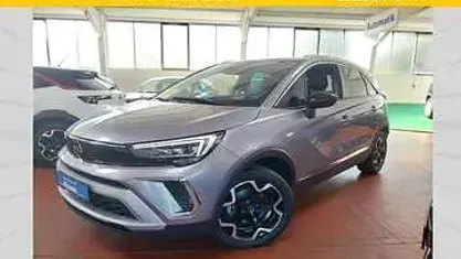 Gebraucht Opel Crossland Ultimate 131 PS (96 kW) 2022 Kontrast grau/quarz silber SUV
